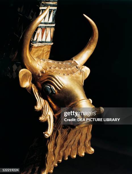 Sumerian civilization, 3rd millennium b.C. Golden bull head which adorned a harp. From Queen Suhbad's tomb in the Royal Necropolis at Ur.