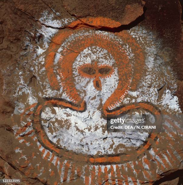 Australia - The Kimberley - Isdell Gorge. Aboriginal rock paintings: Wandjina .