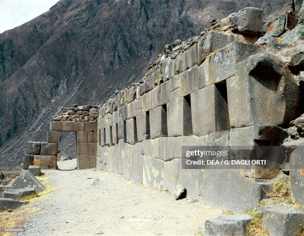 Peru, Ollantaytambo, wall of a religious Inca building