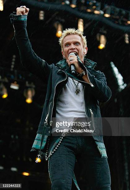 Billy Idol performs at day 3 of the Download Festival at Donington Park on June 13, 2010 in Castle Donington, England.