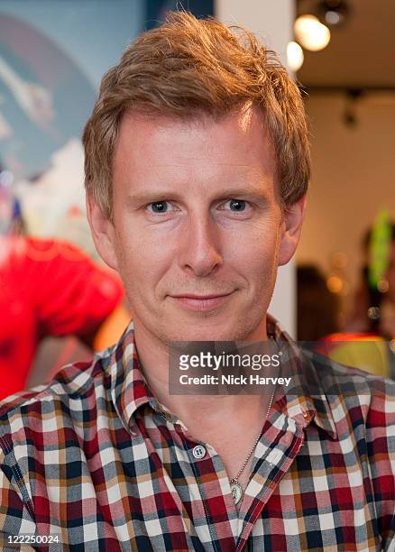 Patrick Kielty attends the Zoobs vs. Lodola private view at Opera Gallery on June 16, 2010 in London, England.