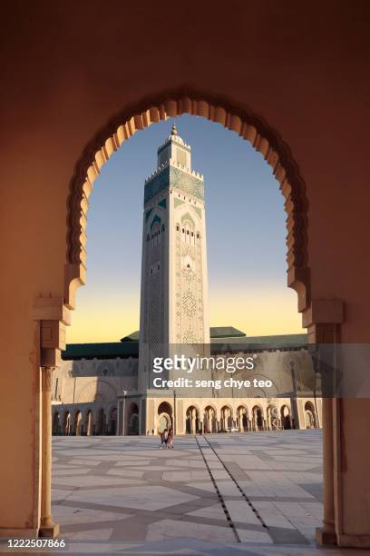 morocco, casablanca, hassan ii mosque - mosque hassan ii fotografías e imágenes de stock