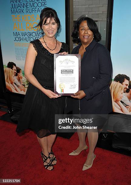 Image Jan Perry Los Angeles Film Festival The Kids Are All Right Premiere After Photos ...