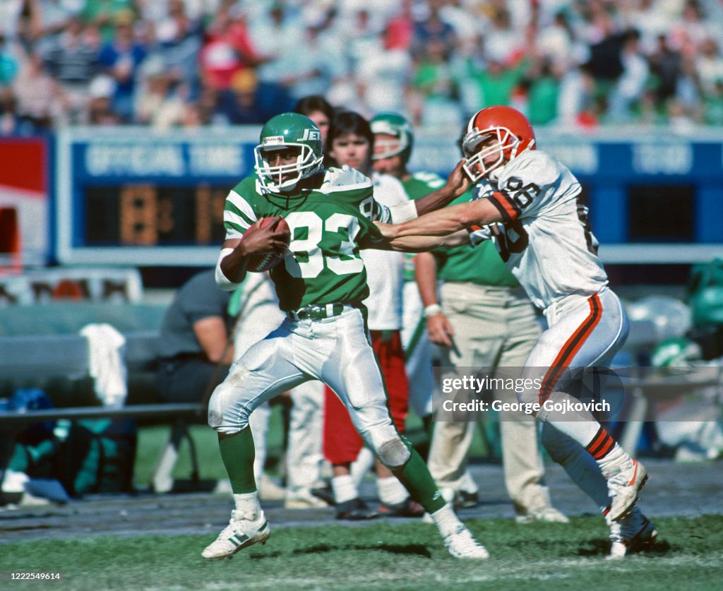 New York Jets v Cleveland Browns
