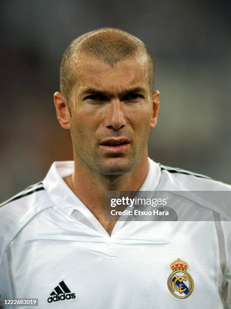 Zinedine Zidane of Real Madrid is seen prior to the UEFA Champions League Group B match between Real Madrid and AS Roma at the Estadio Santiago...