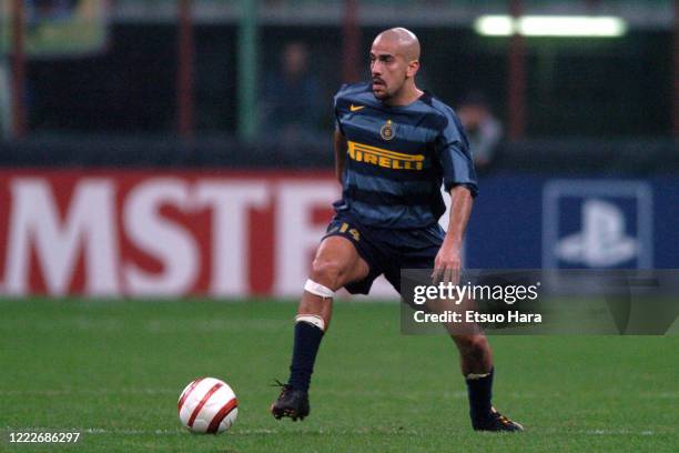 Juan Sebastian Veron of Inter Milan in action during the UEFA Champions League Group G match between Inter Milan and Valencia at the Stadio Giuseppe...