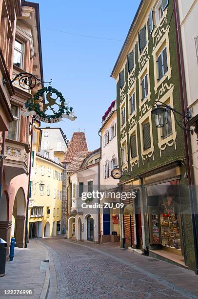 bolzano merano, puerta - tirol fotografías e imágenes de stock