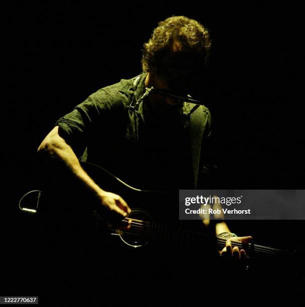 Bruce Springsteen 2005 Bruce Springsteen 2005 Photos and Premium High Res Pictures - Getty Images