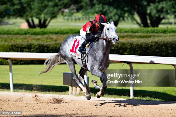Horse Rushie leads down the stretch during the 10th race at Oaklawn Racing Casino Resort on Derby Day during the Covid-19 Pandemic on May 2, 2020 in...
