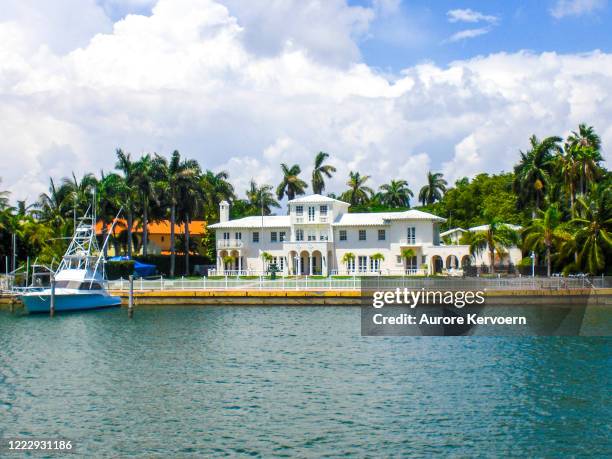 star island, miami - star island stock pictures, royalty-free photos & images