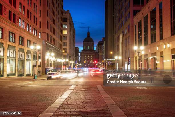 indianapolis, indiana, usa, indiana state capitol at night - indianapolis stock pictures, royalty-free photos & images