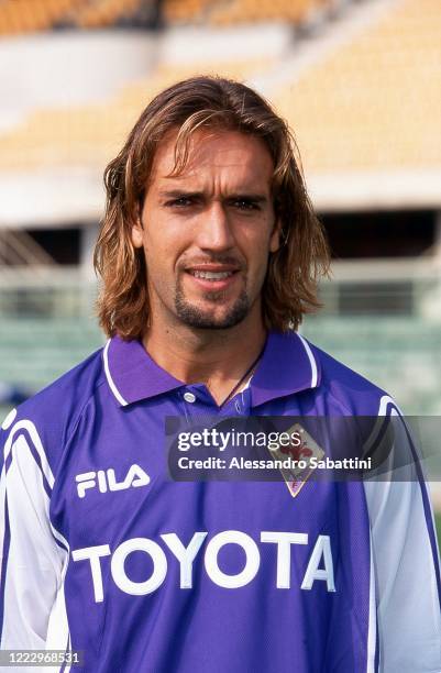 Gabriel Batistuta of ACF Fiorentina poses for photo during the Serie A 1997-98, Italy.