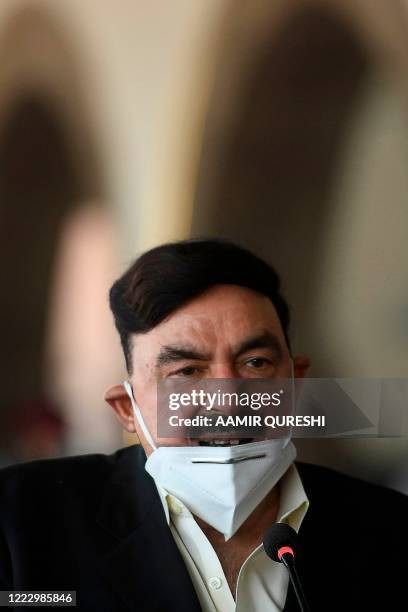 M Rasheed Relwe Sheikh Rasheed Photos and Premium High Res Pictures - Getty Images