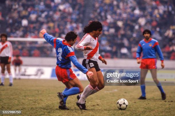 Juan Gilberto FUNES of River Plate during the Intercontinental Cup, Toyota Cup match between River Plate and Steaua Bucuresti at National Stadium,...