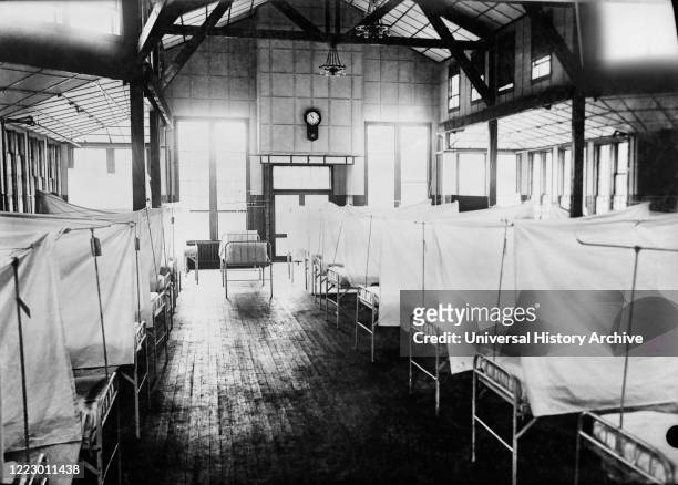 Red Cross House at U.S. General Hospital, during Influenza Epidemic, New Haven, Connecticut, USA, American National Red Cross Photograph Collection,...