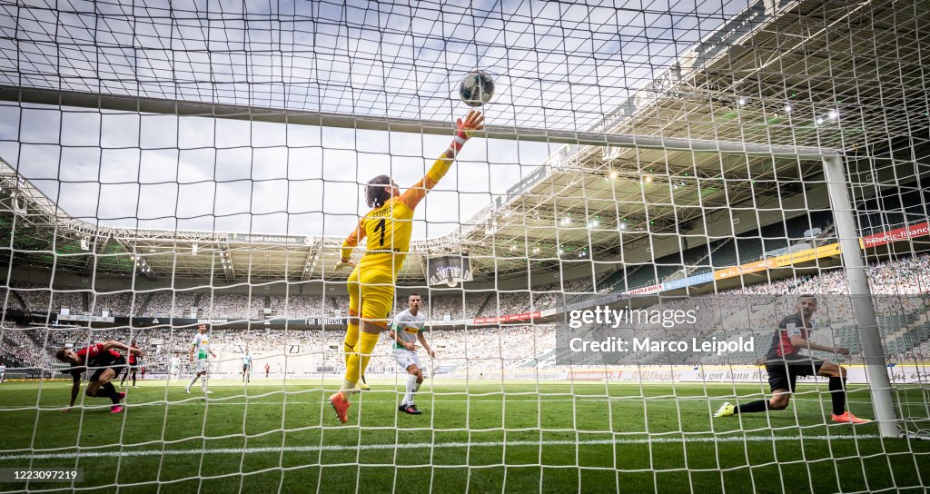 Borussia Moenchengladbach v Hertha BSC - Bundesliga