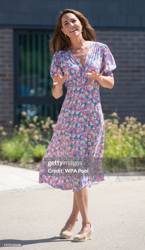 Duchess of Cambridge Delivers Plants To EACH Hospice