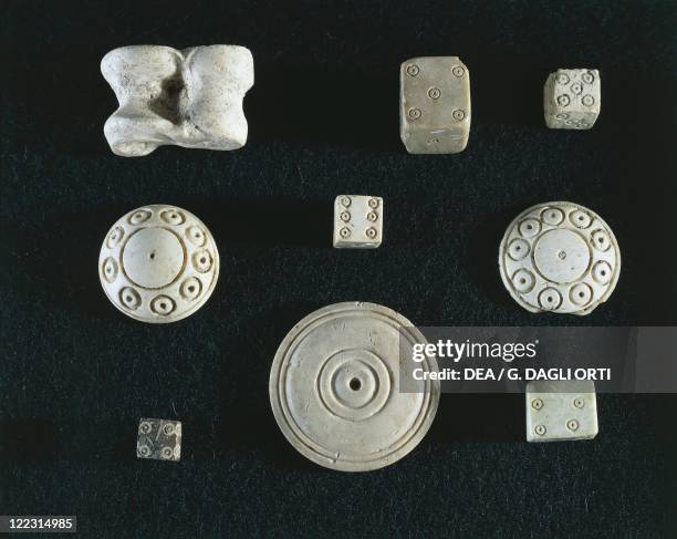 First Dice Knucklebones Photos and Premium High Res Pictures - Getty Images