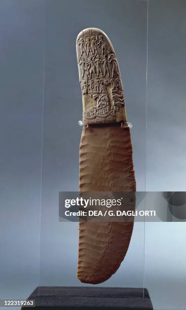 Ancient Egyptian Knife Photos and Premium High Res Pictures - Getty Images
