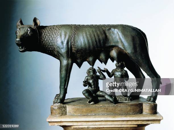 Etruscan civilization, 5th century b.C. Bronze statue of Capitoline she-wolf, height 75 cm. From Rome, Italy.