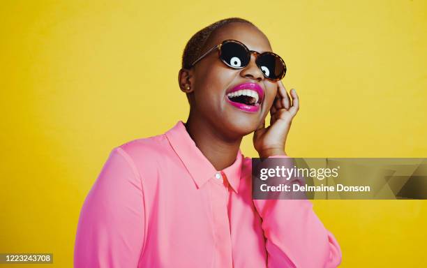 your style is a reflection of your personality - sunglasses woman stock pictures, royalty-free photos & images