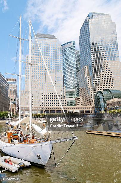 yachts in front of wolrd financial center - brookfield place stock pictures, royalty-free photos & images