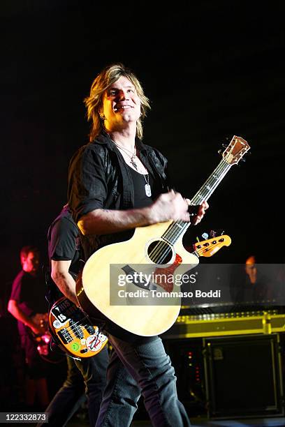 Singer John Rzeznik of the Goo Goo Dolls performs at the Greek Theatre on August 27, 2011 in Los Angeles, California.