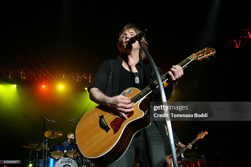 Goo Goo Dolls, Michelle Branch And Parachute Perform At The Greek Theatre