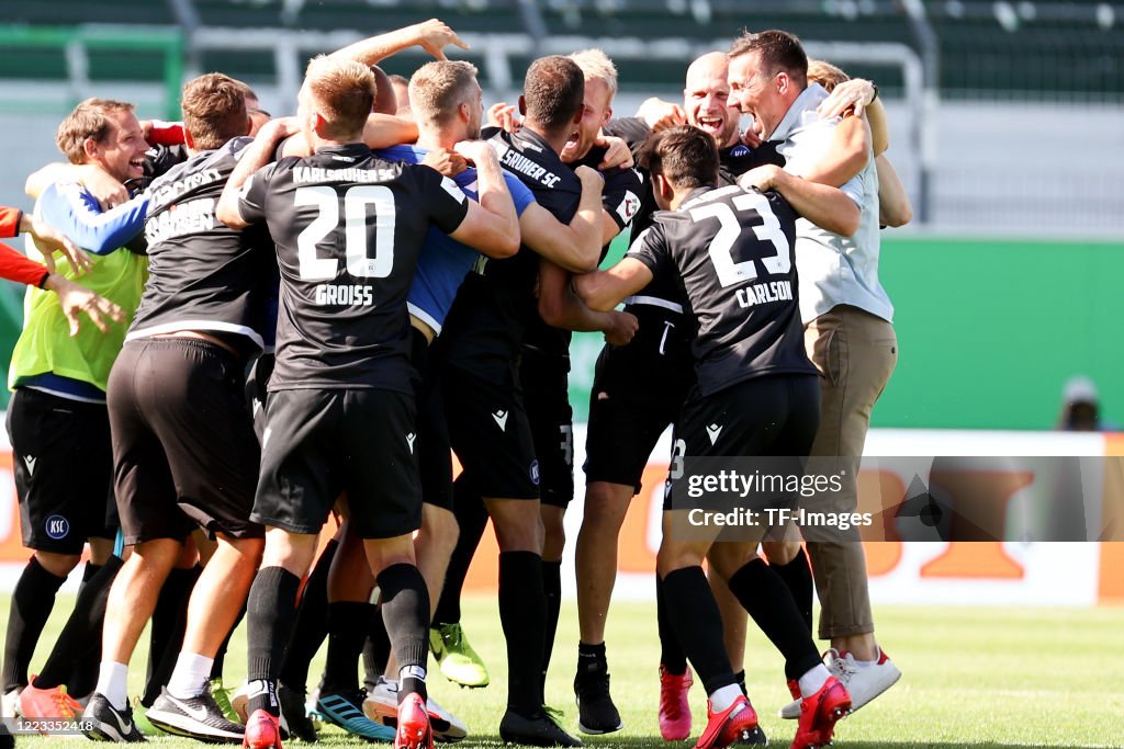 SpVgg Greuther Fürth v Karlsruher SC - Second Bundesliga
