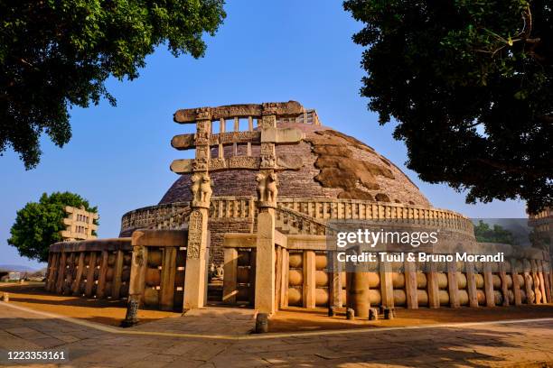 india, madhya pradesh state, sanchi, buddhist monuments - madhya pradesh stock pictures, royalty-free photos & images