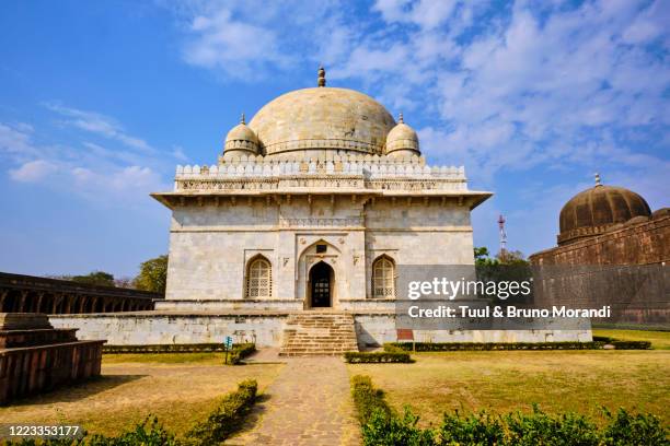 india, madhya pradesh state, mandu - marble tomb stock pictures, royalty-free photos & images