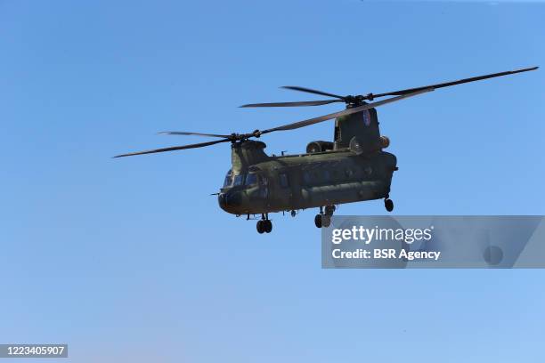Chinook Rnlaf 41 A Ch47d Chinook Stock Photos, High-Res Pictures, and Images - Getty ...