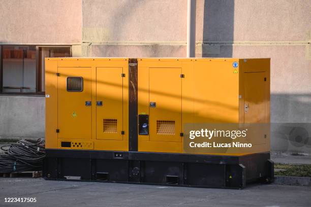 external power generator. - generatore elettrico foto e immagini stock
