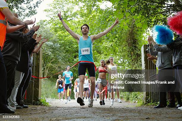 Cheering For Running Racers 1,227 Cheering Race Stock Photos, High-Res Pictures, and Images - Getty ...
