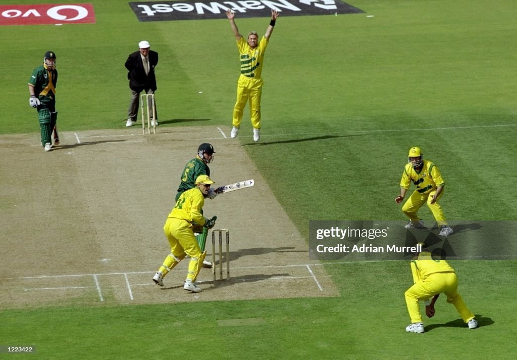 Hansie Cronje caught off Shane Warne