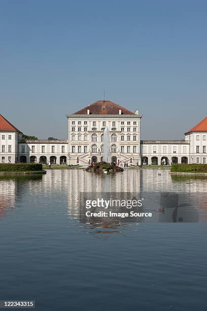 nymphenburg palace, munich, germany - palacio de nymphenburg fotografías e imágenes de stock