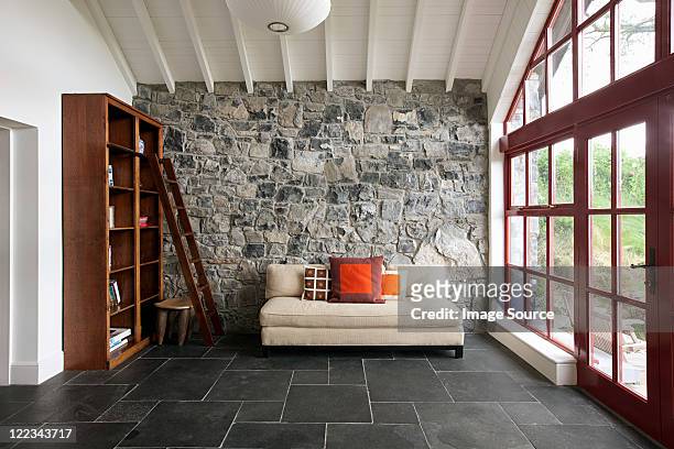 minimal room - interior stone wall stock pictures, royalty-free photos & images