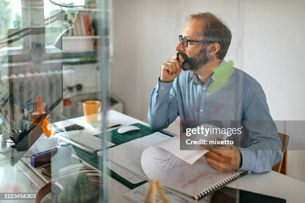 businessman working at office - privacy partition stock pictures, royalty-free photos & images