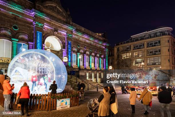 leeds christmas market (england, uk) - leeds museum stock pictures, royalty-free photos & images