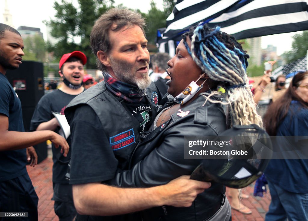 Right Wing "Restore Sanity" Rally Draws Protesters and Counter Protesters