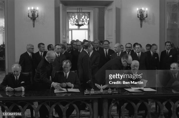 West German chancellor, Willy Brandt, and Polish Prime Minister, Josef Cyrankiewicz, sign an historic treaty which formally recognises the Oder-Nisse...