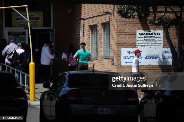Dmv Queue Dmv Line Photos and Premium High Res Pictures - Getty Images