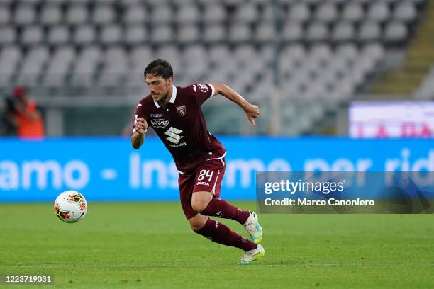 Simone Verdi of Torino FC in action during Serie A match between Torino Fc and Ss Lazio. SS Lazio wins 2-1 over Torino Fc.