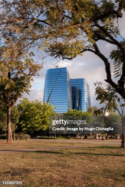 edifício comercial em são paulo - edifício comercial stock pictures, royalty-free photos & images