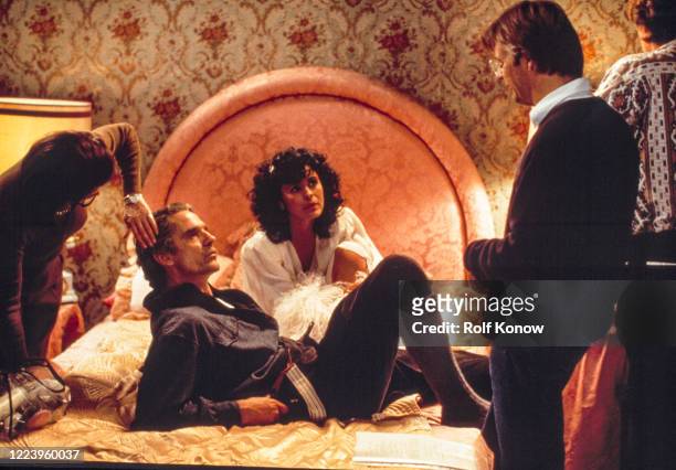 Maria Conchita Alonso, Jeremy Irons and Bille August on the set of "The House of the Spirits", directed by Bille August, 1992