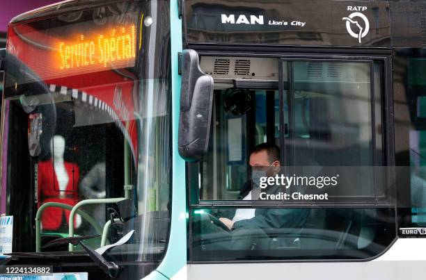 756 Bus Driver Front Stock Photos, High-Res Pictures, and Images ...