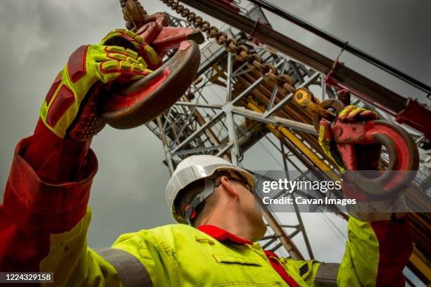 Oil Rigging Chain 418 Drill Chain Stock Photos, High-Res Pictures, and Images - Getty Images