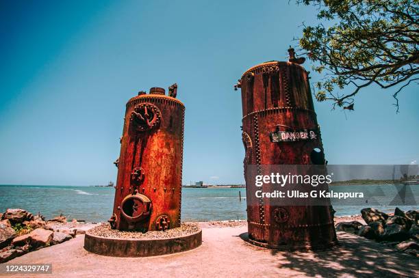 old steam boilers in fort cochin, kerala india - 1956 - fotografias e filmes do acervo