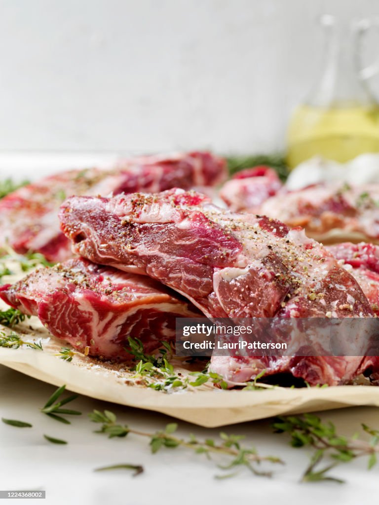 Seasoning Thick Cut Beef Ribs