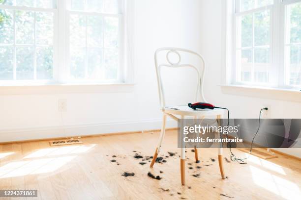 hair clippings on the floor - lockdown haircut stock pictures, royalty-free photos & images